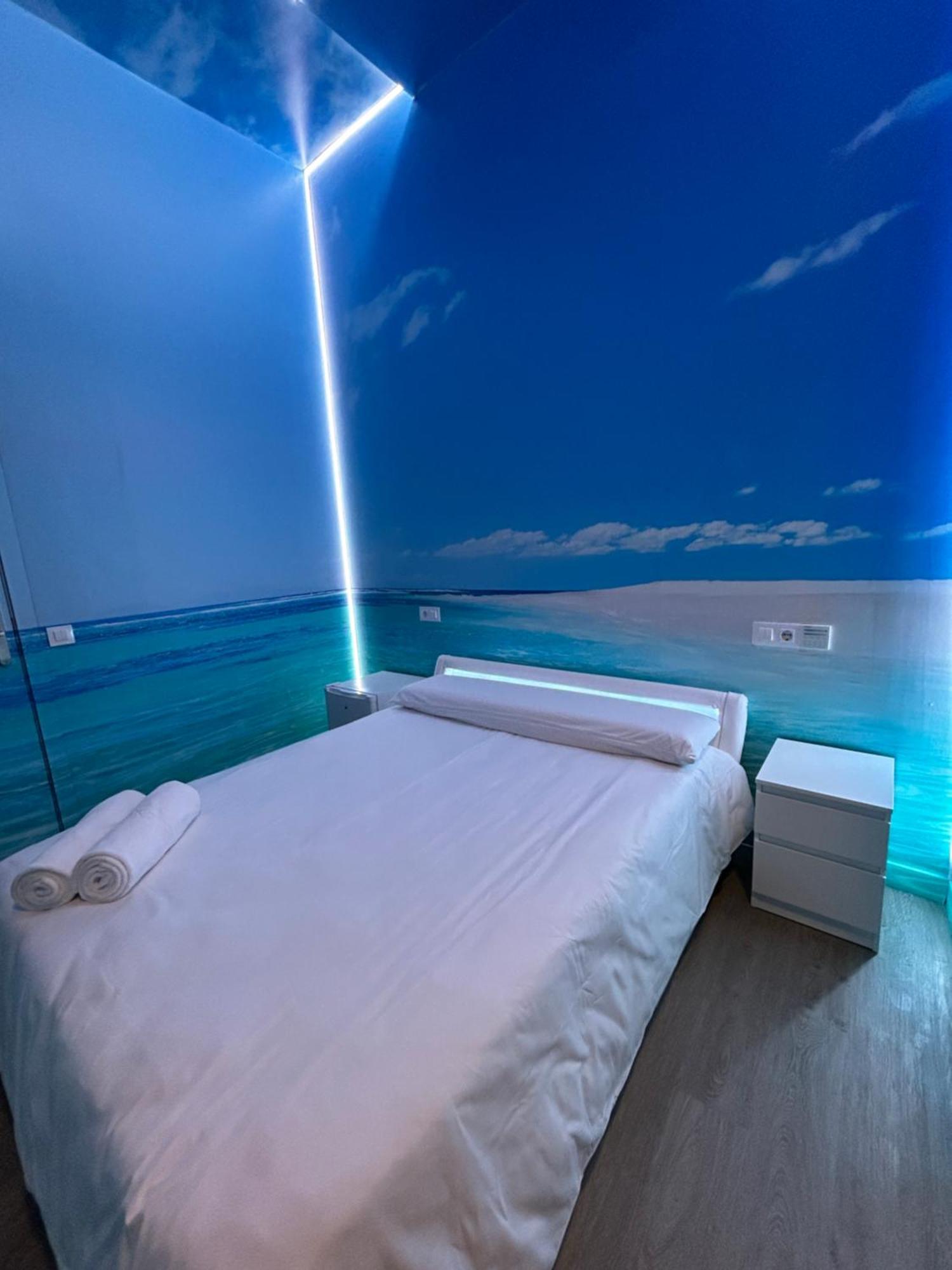 Habitacion Con Jacuzzi Y Bano Privado マドリード エクステリア 写真